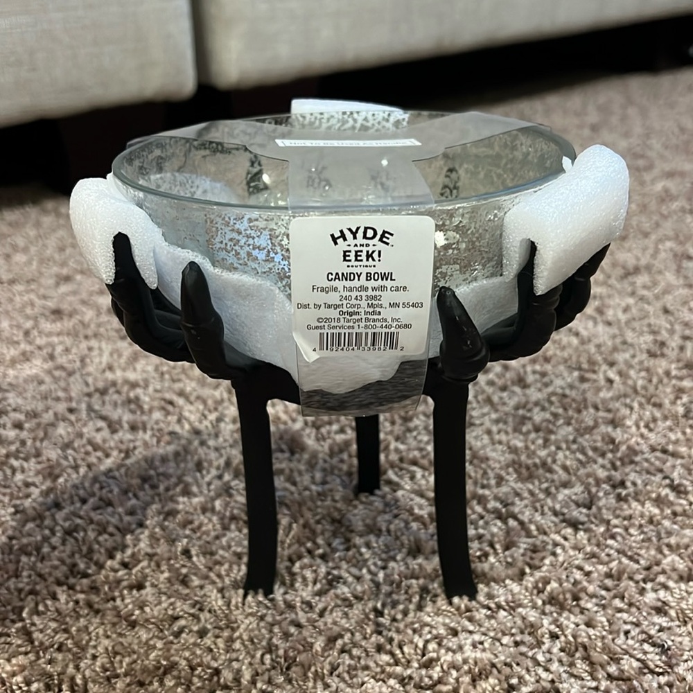 Hyde and Eek Ravens Feet Candy Bowl - new in packaging, never used
